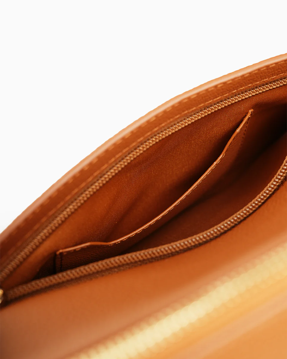 Marlows Shoulder Bag (Camel) - Image 5